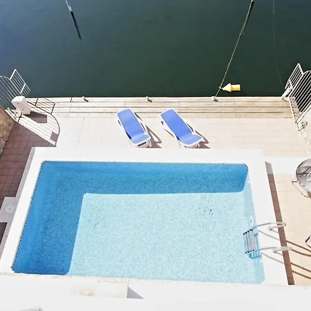 Teresita 2 * Empuriabrava
